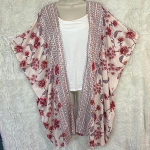 Kimono style cardigan/coverup, size Large, sold by Francesca’s, New